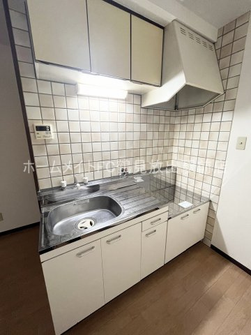 大阪市城東区諏訪１丁目の賃貸マンションのキッチン