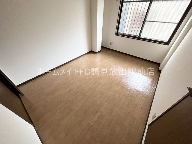 大阪市城東区諏訪１丁目の賃貸マンションの洋室