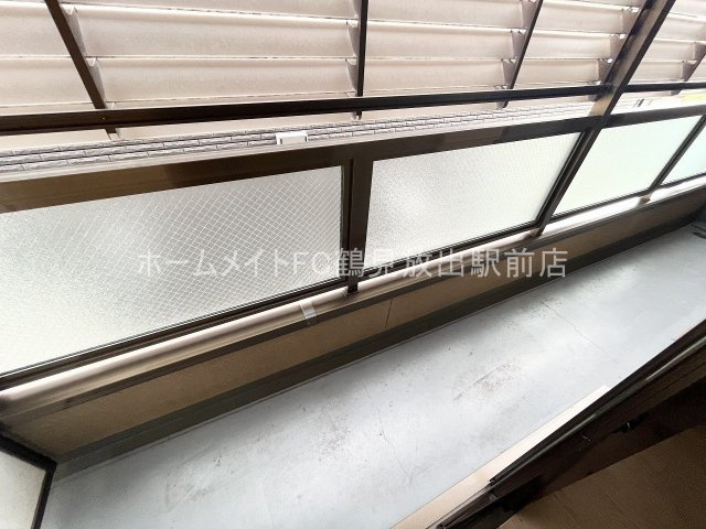 大阪市城東区諏訪１丁目の賃貸マンションのバルコニー