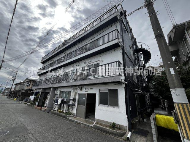 愛名マンションの外観