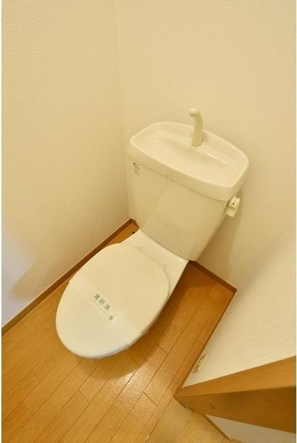 ヴァンベールタナカ2のトイレ
