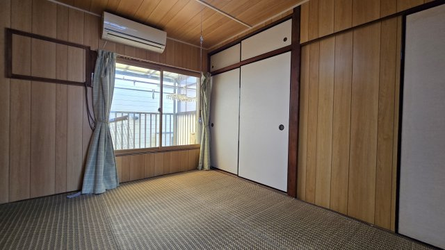 寝屋川市太秦桜が丘　中古テラス