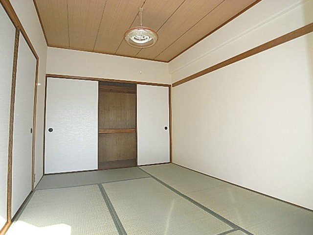 香里園シャンツェの収納