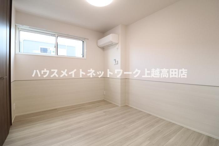 D-ROOM上源入の周辺|イオン上越店