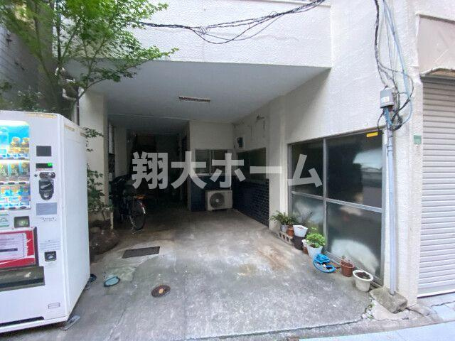 桜井マンションのエントランス