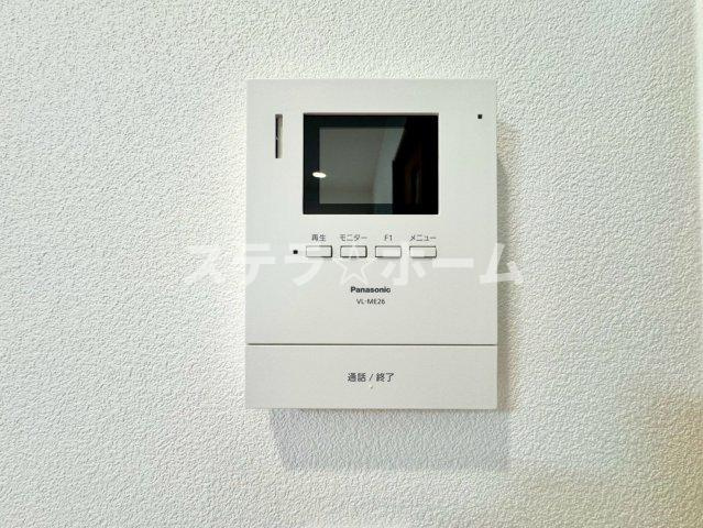 片山町4 中古戸建の防犯設備|モニター付きインターホンです
