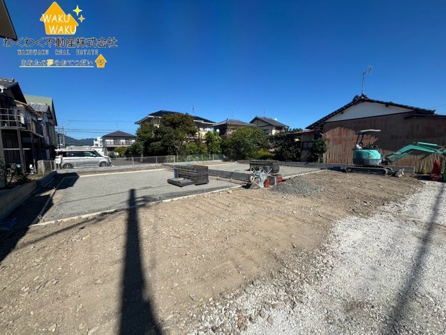焼津市東小川2丁目  全2棟の前面道路含む現地写真|2026年10月13日撮影