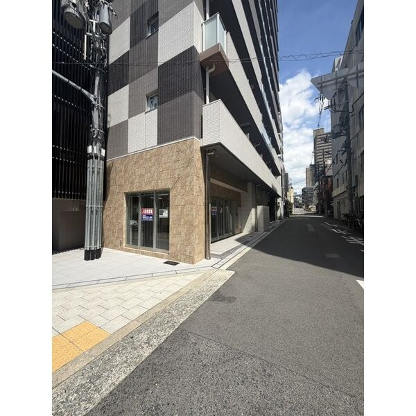 大阪市中央区瓦屋町２丁目の店舗事務所の外観