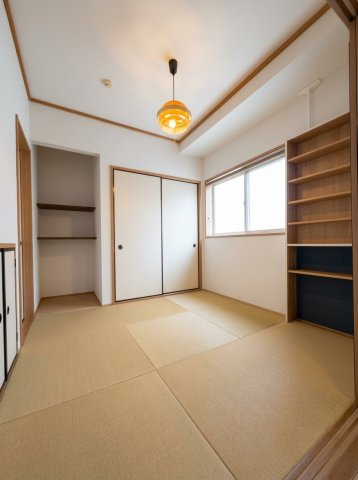 泉大津市板原町3丁目戸建の和室