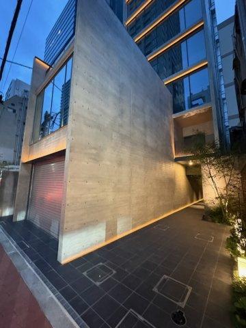 プライブ心斎橋プレイス2階