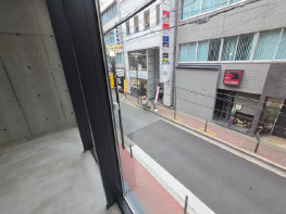 プライブ心斎橋プレイス2階