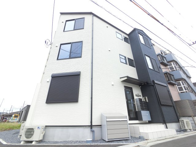 Stella本千葉の外観