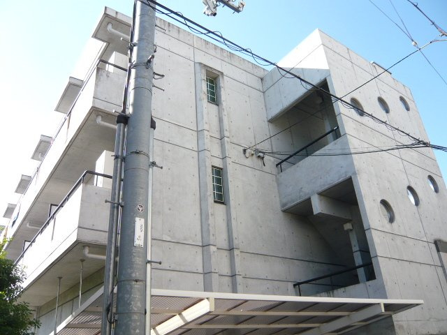 クレール蛍池の外観