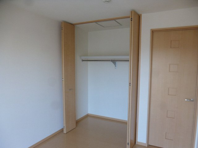 たつの市龍野町堂本のハイツの収納