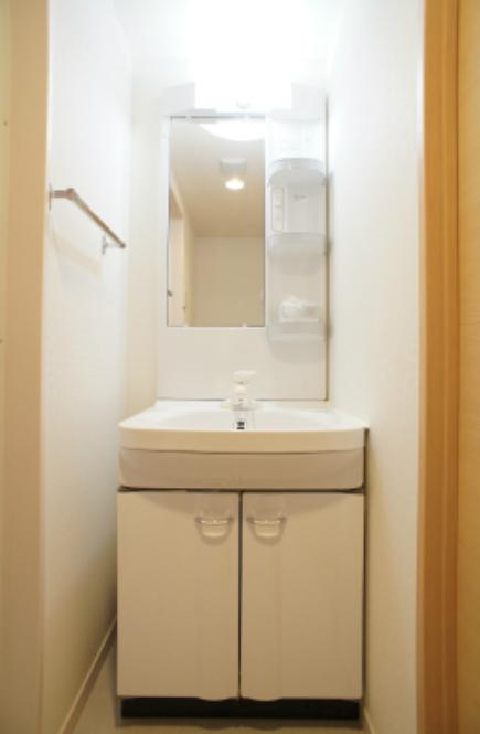 川口市並木２丁目の賃貸マンションの独立洗面台