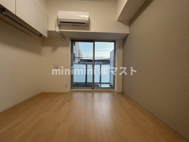 大阪市西区本田４丁目の賃貸マンションの居間・リビング