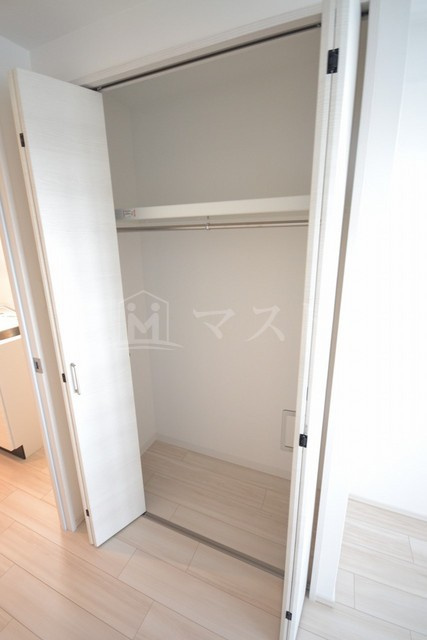 大阪市西区九条南４丁目の賃貸マンションの収納