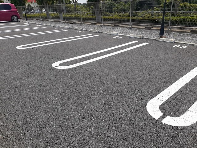 エタニティー　Ⅴの駐車場|駐車場