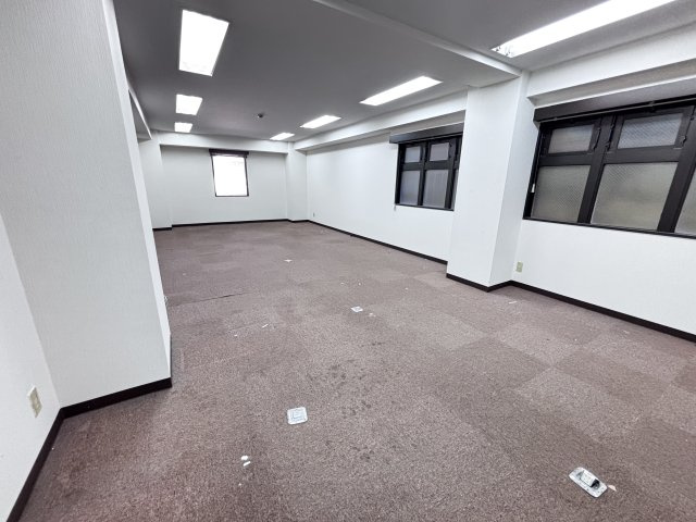 大阪市中央区南久宝寺町１丁目の店舗事務所の内装