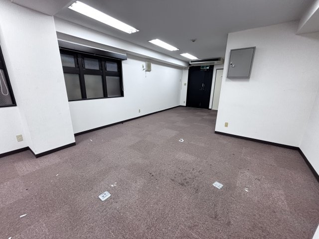 大阪市中央区南久宝寺町１丁目の店舗事務所の内装