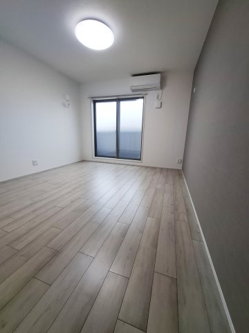 フジパレス西宮甲東園Ⅱ番館の居間・リビング