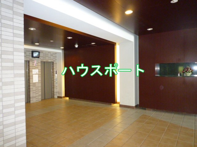 【エントランス】 | ネバーランド西京極