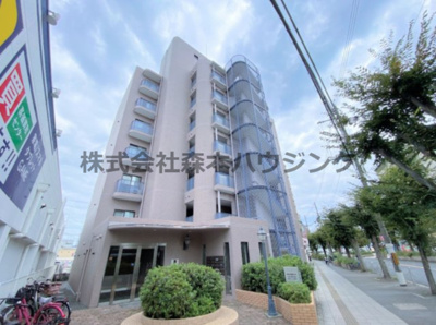 【外観】 | 　グランデージハヤミ | 外観は落ち着いています