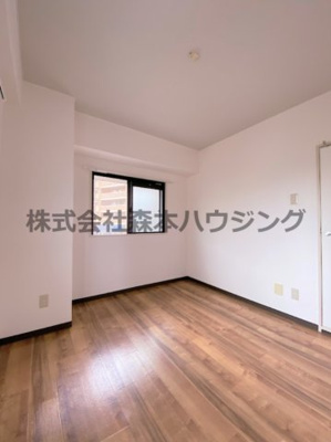 【洋室】 | 　グランデージハヤミ | きれいな洋室です
