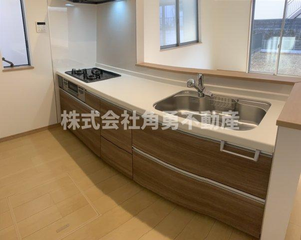 平塚市河内2丁目　新築一戸建て　D号棟の内観：施工例|《施工例》キッチン