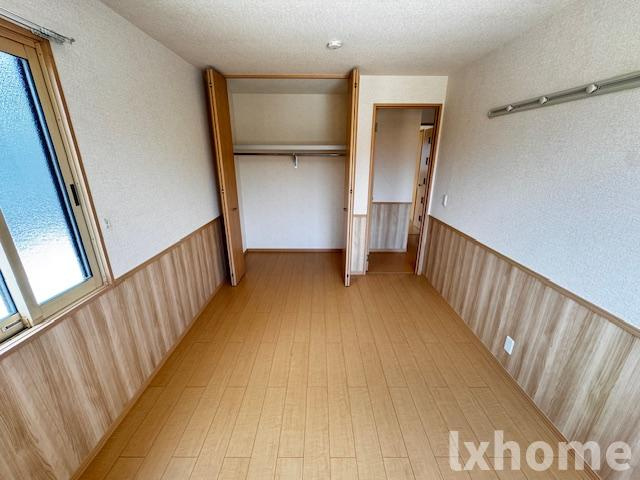 レシェンテ茨木の寝室|落ち着いた色調の寝室です