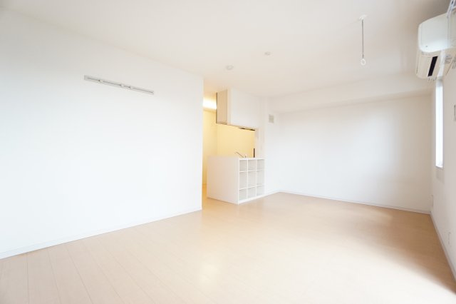 【居間・リビング】 | コーポスカイF | ※同物件、同タイプのお部屋です