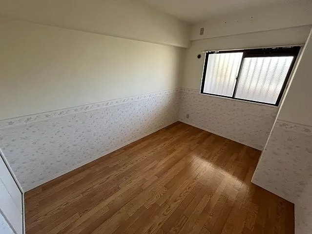 芦屋市津知町の賃貸マンションの居間・リビング