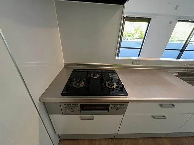 芦屋市津知町の賃貸マンションのキッチン