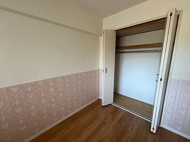 芦屋市津知町の賃貸マンションの収納