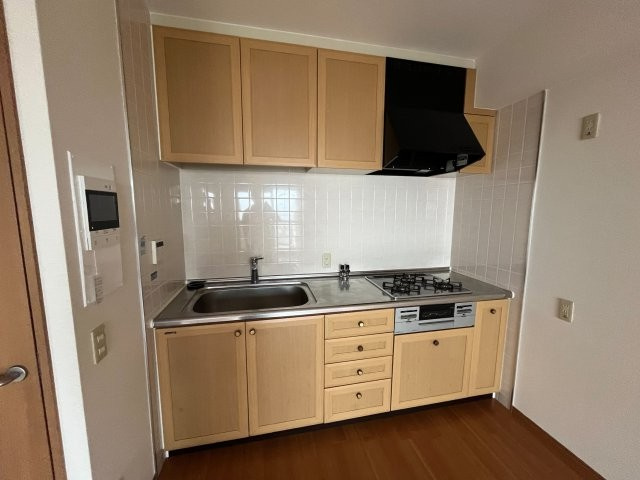 西宮市高松町の賃貸マンションのキッチン