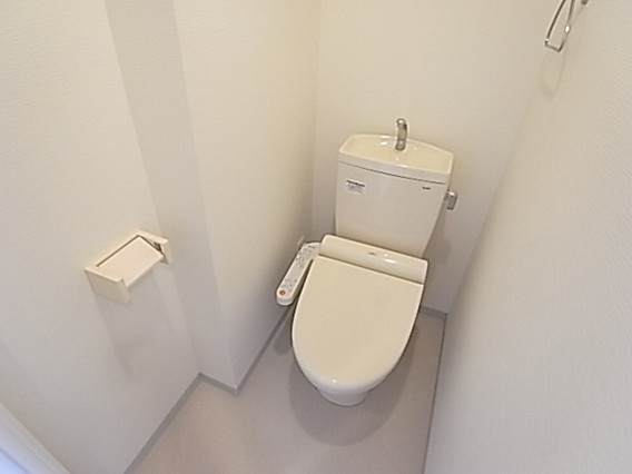 神戸市東灘区御影中町１丁目の賃貸マンションのトイレ