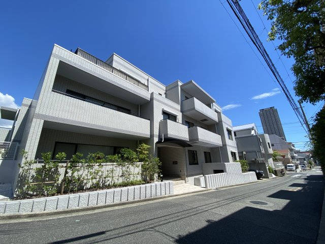 神戸市東灘区御影塚町１丁目の賃貸マンションの外観