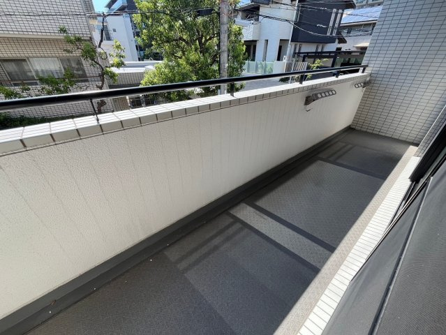 神戸市東灘区御影塚町１丁目の賃貸マンションのバルコニー