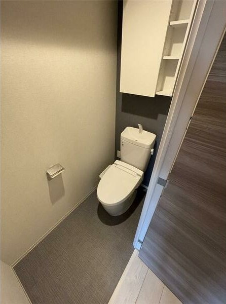 西宮市深津町の賃貸マンションのトイレ