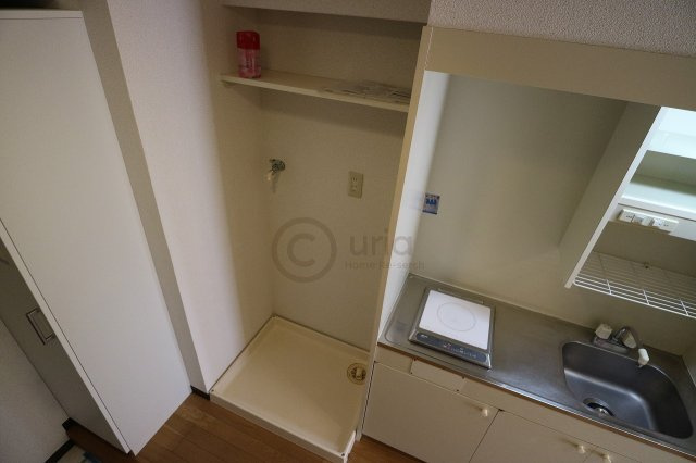 神戸市中央区相生町４丁目の賃貸マンションの洗面所