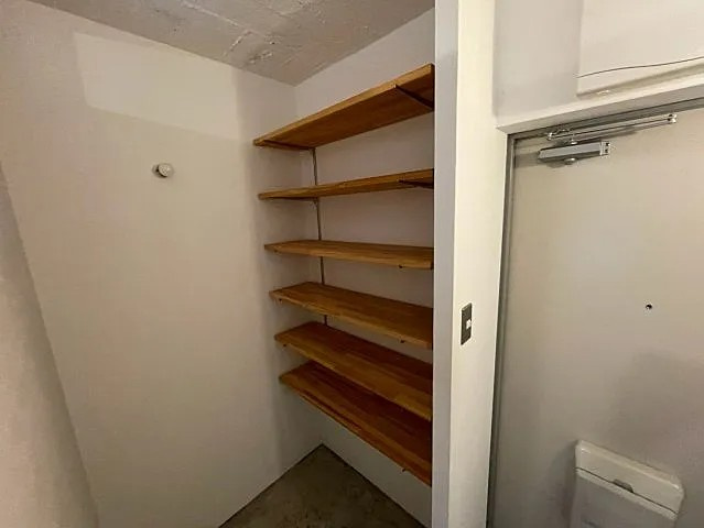 芦屋市精道町の賃貸マンションの収納