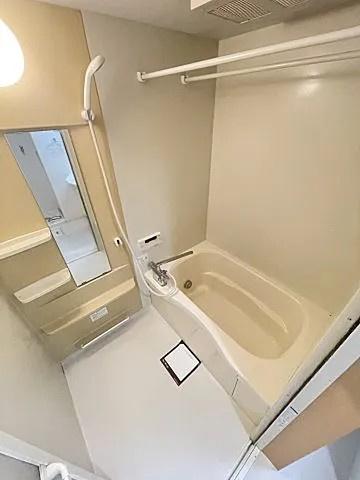 神戸市中央区八雲通６丁目の賃貸マンションの浴室