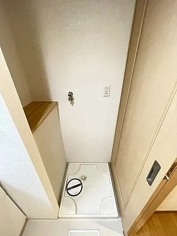 神戸市中央区八雲通６丁目の賃貸マンションの洗面所