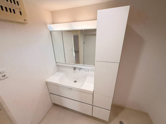 神戸市東灘区住吉東町２丁目の賃貸マンションの洗面所
