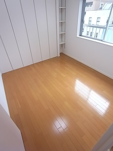 神戸市中央区栄町通５丁目の賃貸マンションの居間・リビング
