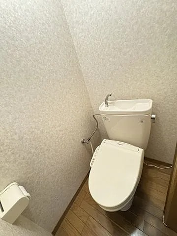 神戸市中央区生田町１丁目の賃貸マンションのトイレ