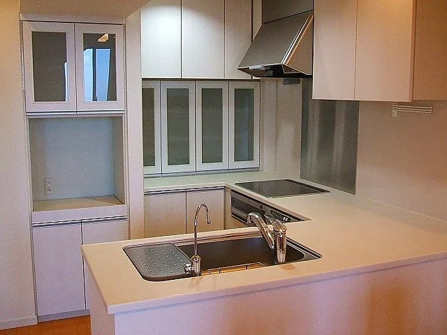 神戸市中央区栄町通２丁目の賃貸マンションのキッチン