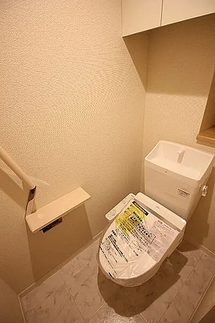 西宮市宮西町の賃貸マンションのトイレ
