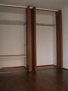 グロワール神拝のその他