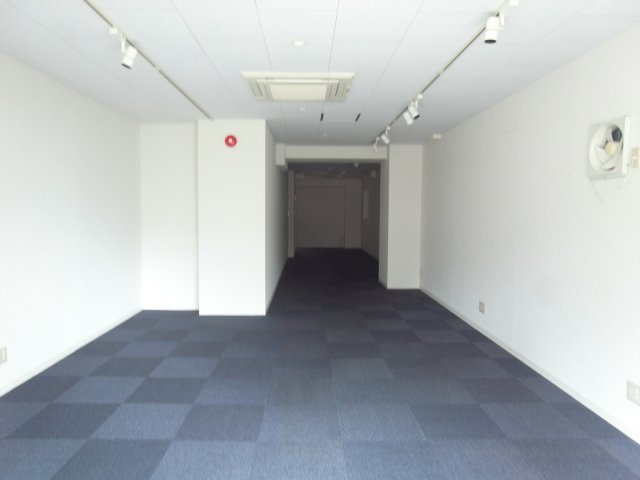 大阪市東淀川区東中島２丁目の店舗事務所